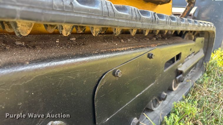 image for item EN5556 2016 Vermeer S800TX compact utility loader