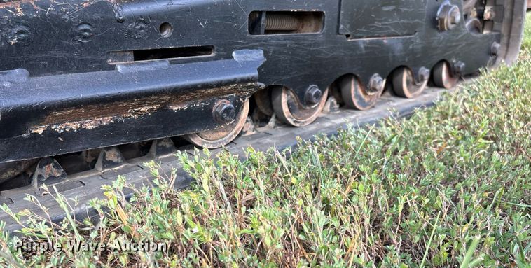 image for item EN5556 2016 Vermeer S800TX compact utility loader