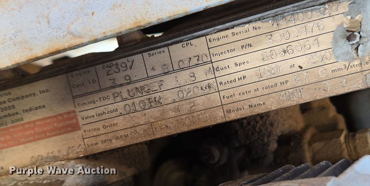 image for item EN8296 1990 International 4900 drilling rig truck