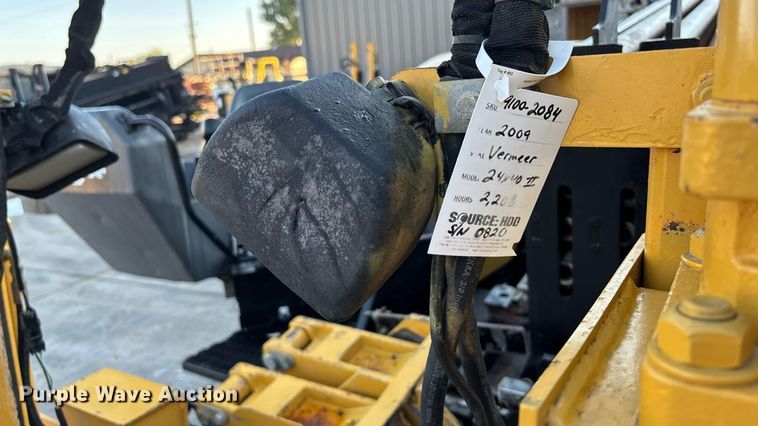 image for item EN8345 2009 Vermeer D24X40 Navigator Series II directional boring unit