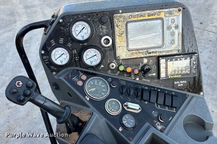 image for item EN8345 2009 Vermeer D24X40 Navigator Series II directional boring unit