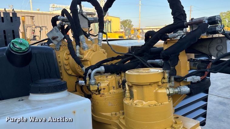 image for item EN8345 2009 Vermeer D24X40 Navigator Series II directional boring unit