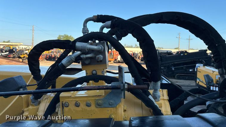 image for item EN8345 2009 Vermeer D24X40 Navigator Series II directional boring unit