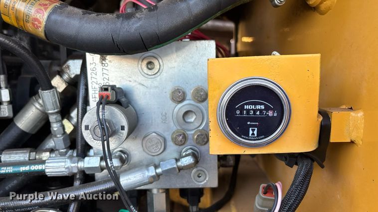 image for item EN8345 2009 Vermeer D24X40 Navigator Series II directional boring unit