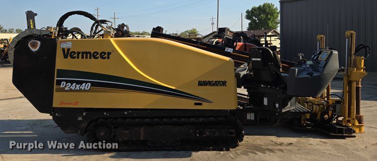 image for item EN8346 2013 Vermeer D24X40 Navigator Series II directional boring unit