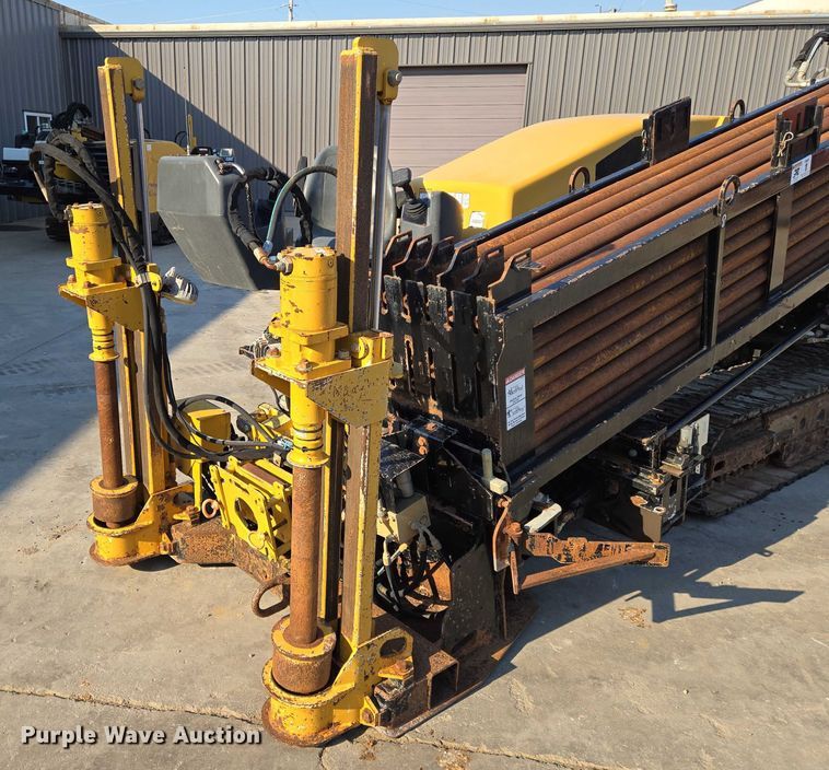 image for item EN8346 2013 Vermeer D24X40 Navigator Series II directional boring unit