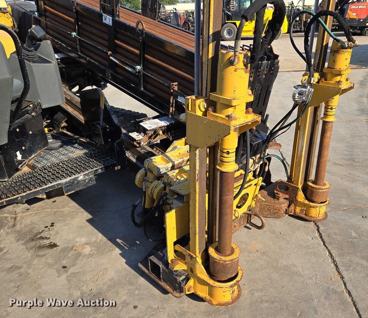 image for item EN8346 2013 Vermeer D24X40 Navigator Series II directional boring unit