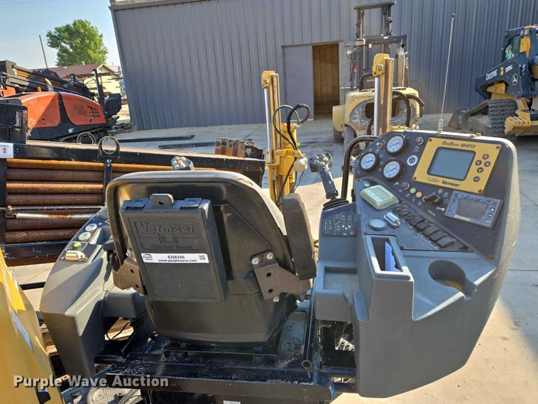 image for item EN8346 2013 Vermeer D24X40 Navigator Series II directional boring unit