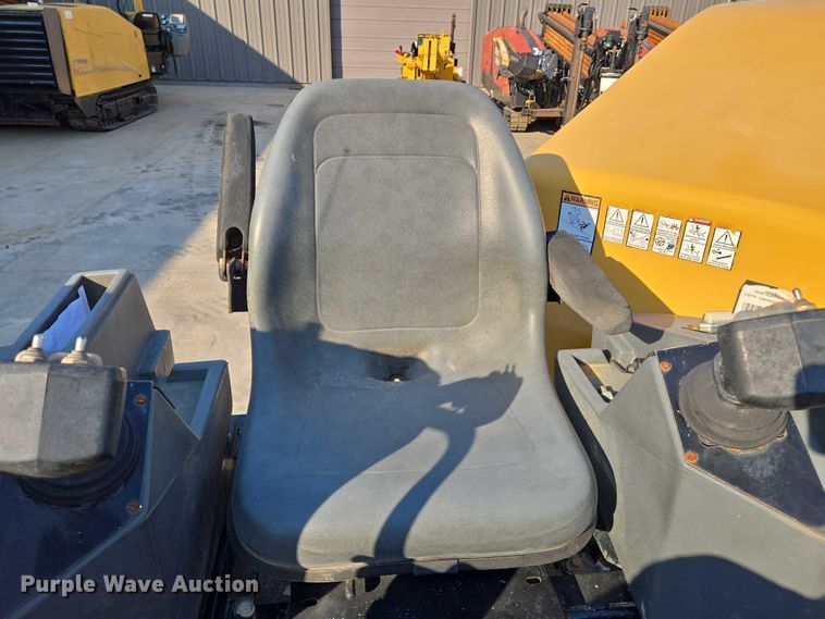 image for item EN8346 2013 Vermeer D24X40 Navigator Series II directional boring unit