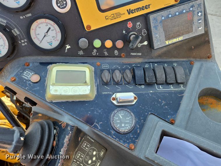 image for item EN8346 2013 Vermeer D24X40 Navigator Series II directional boring unit