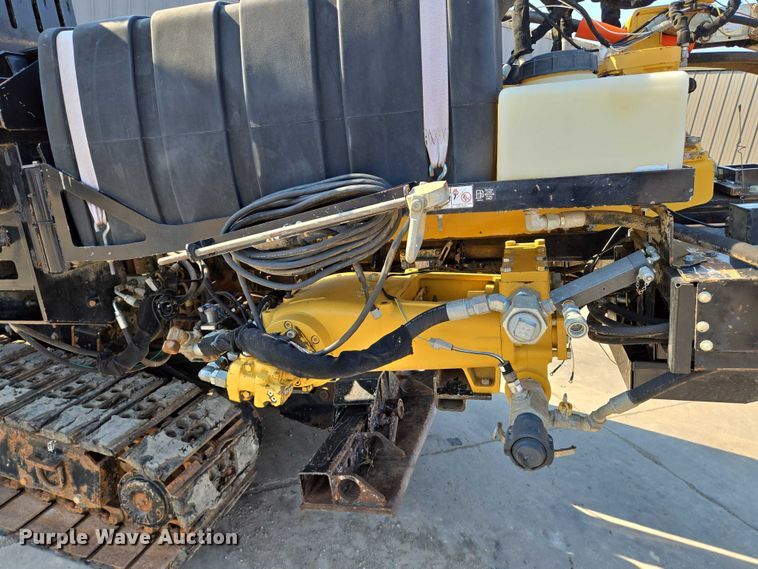 image for item EN8346 2013 Vermeer D24X40 Navigator Series II directional boring unit