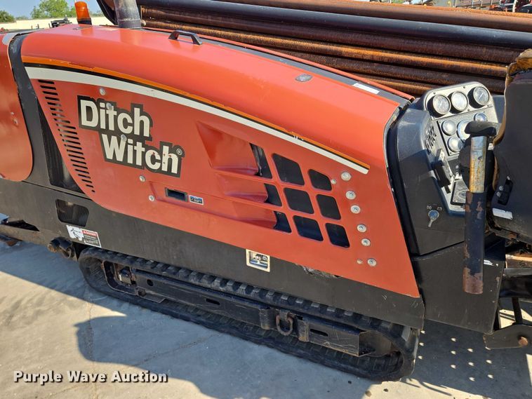 image for item EN8348 2011 Ditch Witch JT2020 Mach I directional boring unit