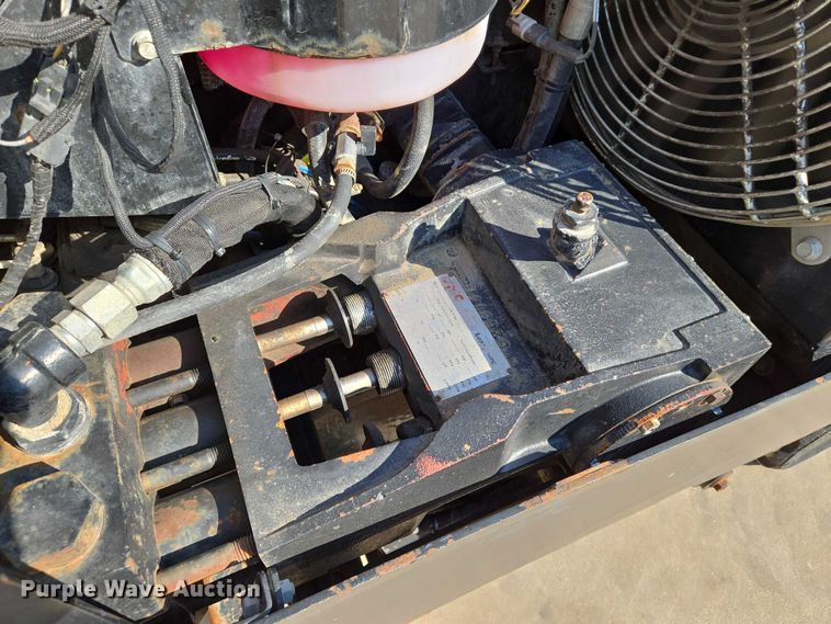 image for item EN8348 2011 Ditch Witch JT2020 Mach I directional boring unit