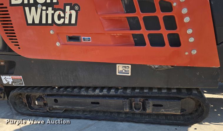 image for item EN8348 2011 Ditch Witch JT2020 Mach I directional boring unit