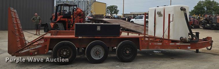 image for item EN8348 2011 Ditch Witch JT2020 Mach I directional boring unit