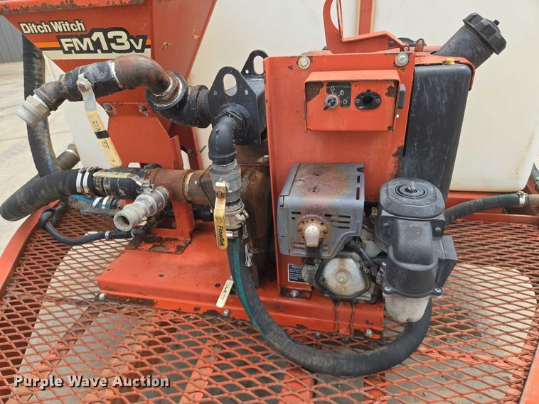 image for item EN8348 2011 Ditch Witch JT2020 Mach I directional boring unit
