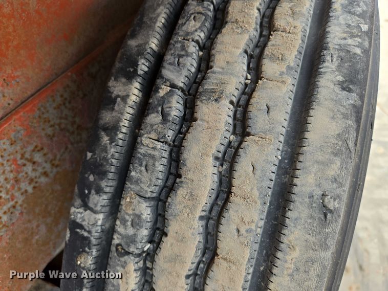 image for item EN8348 2011 Ditch Witch JT2020 Mach I directional boring unit