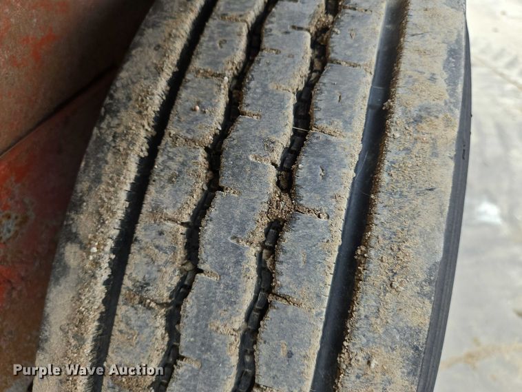 image for item EN8348 2011 Ditch Witch JT2020 Mach I directional boring unit