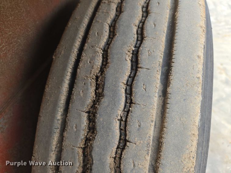 image for item EN8348 2011 Ditch Witch JT2020 Mach I directional boring unit