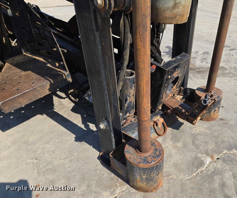 image for item EN8349 2014 Ditch Witch JT20 directional boring unit