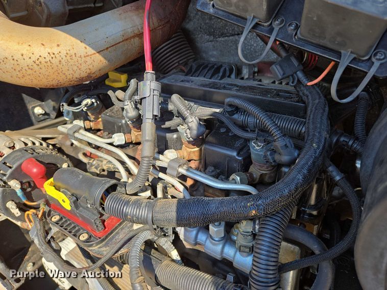 image for item EN8349 2014 Ditch Witch JT20 directional boring unit