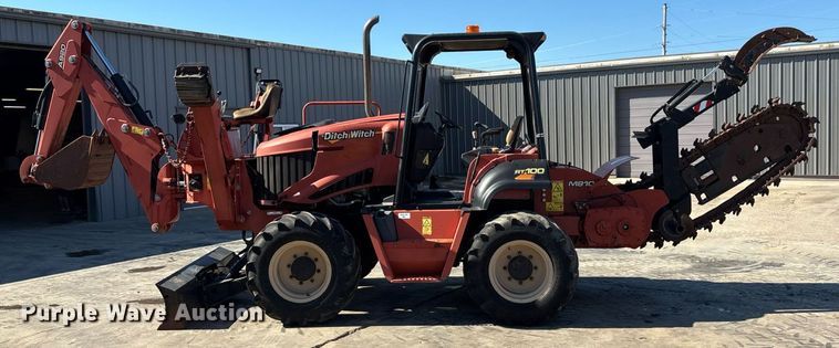 image for item EN8353 2015 Ditch Witch RT100 trencher