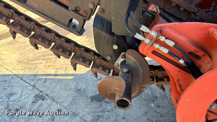 image for item EN8353 2015 Ditch Witch RT100 trencher