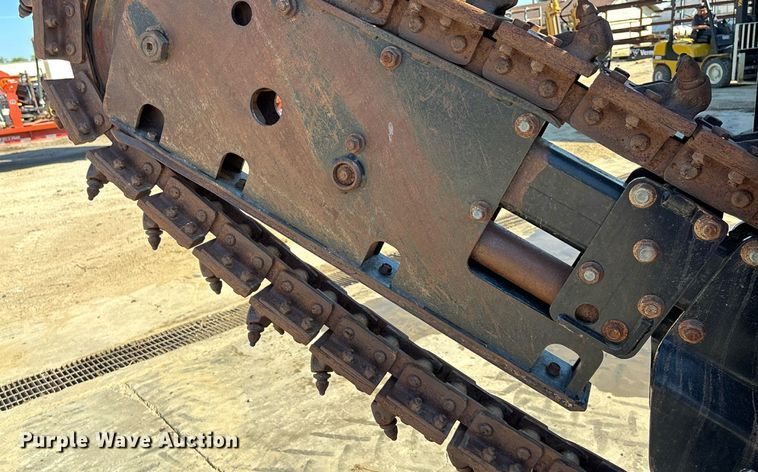 image for item EN8353 2015 Ditch Witch RT100 trencher