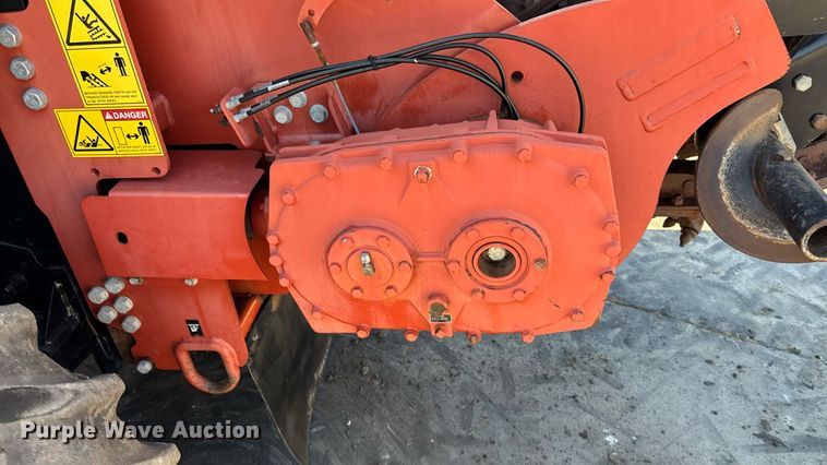 image for item EN8353 2015 Ditch Witch RT100 trencher