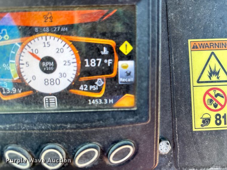 image for item EN8353 2015 Ditch Witch RT100 trencher