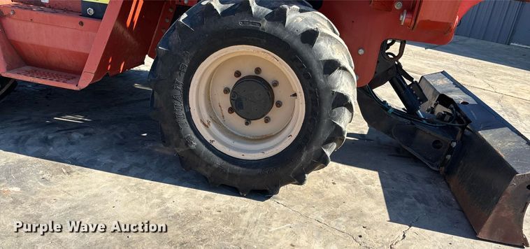 image for item EN8353 2015 Ditch Witch RT100 trencher