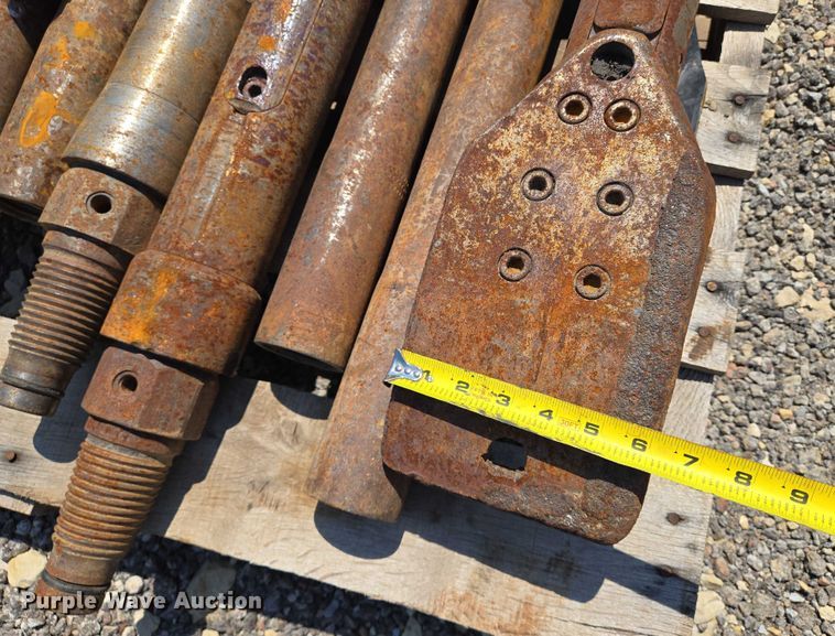 image for item EN8362 Dill attachments