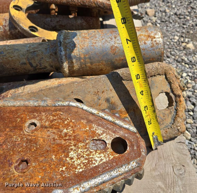 image for item EN8362 Dill attachments