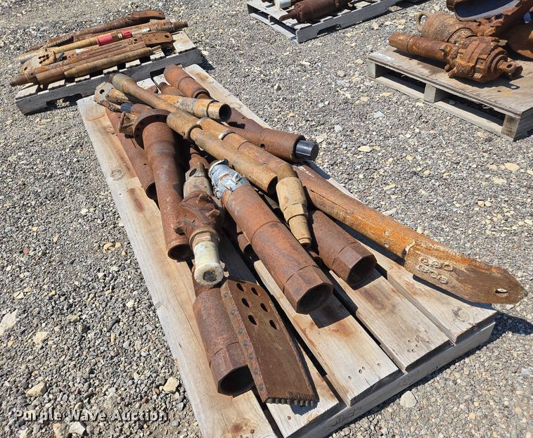 image for item EN8363 Drill attachments