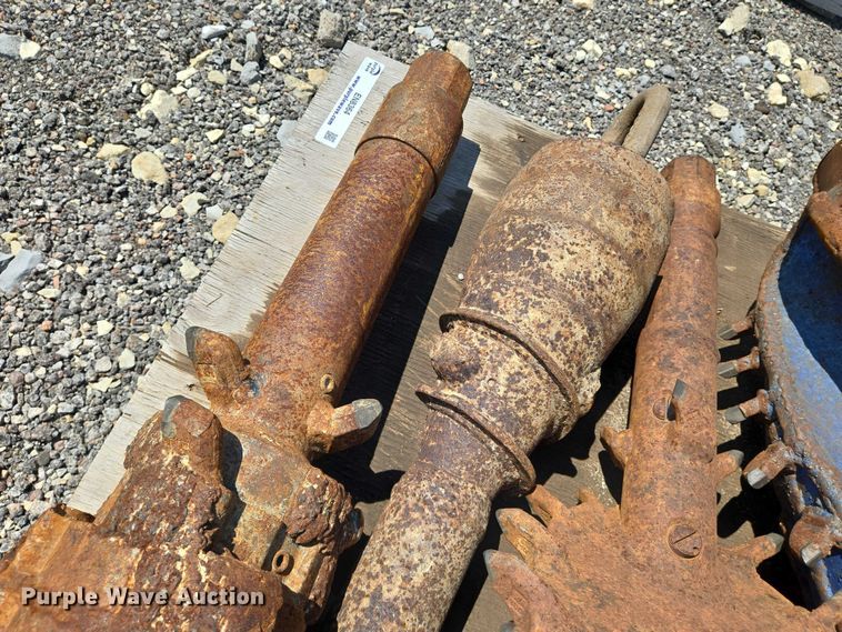 image for item EN8364 (4) reamers