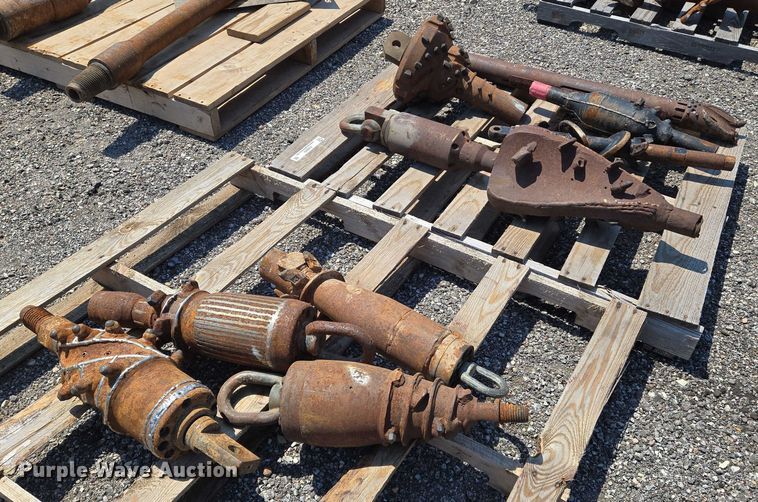 image for item EN8365 Drill attachments