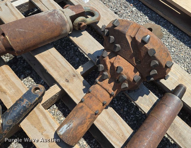 image for item EN8365 Drill attachments