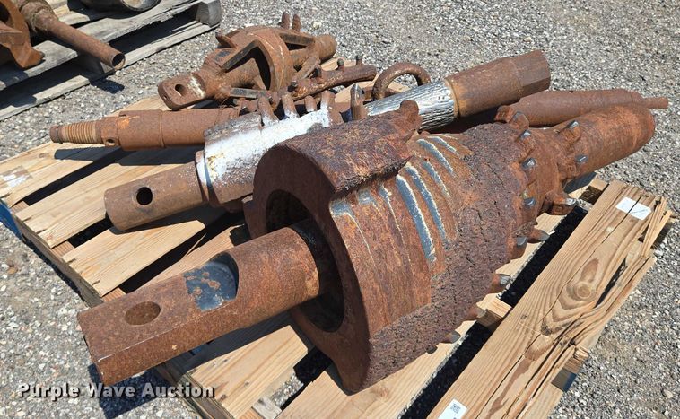 image for item EN8367 (4) reamers