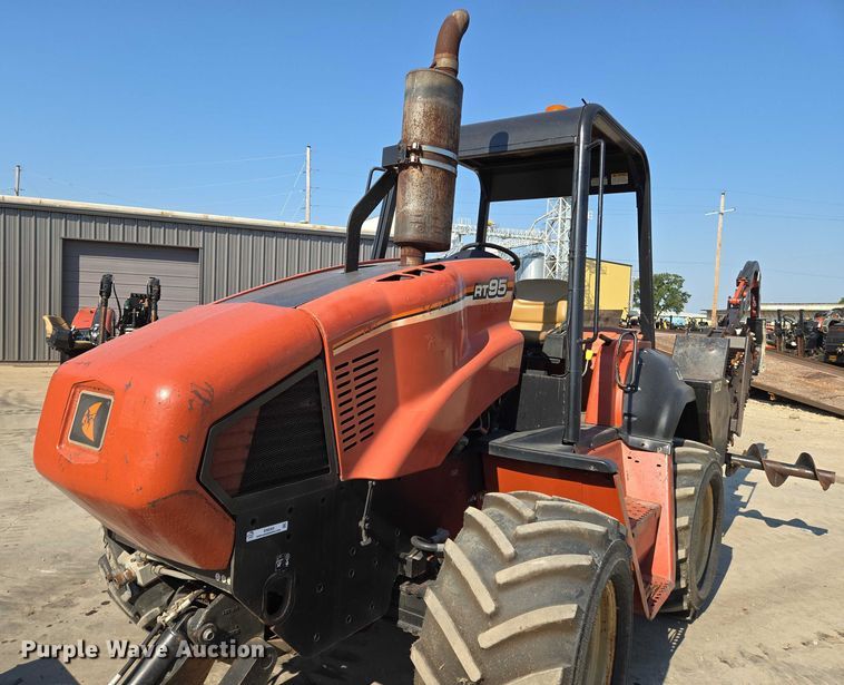 image for item EN8369 2004 Ditch Witch RT95 trencher