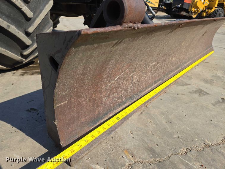 image for item EN8369 2004 Ditch Witch RT95 trencher