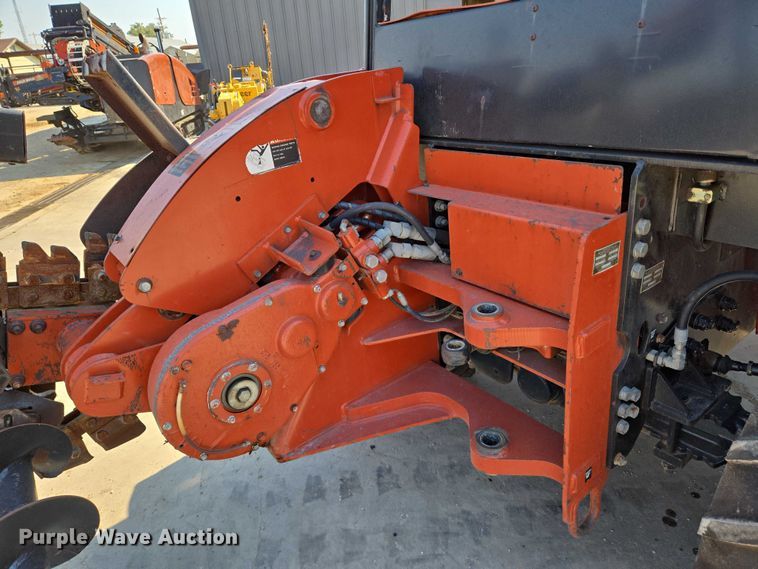 image for item EN8369 2004 Ditch Witch RT95 trencher