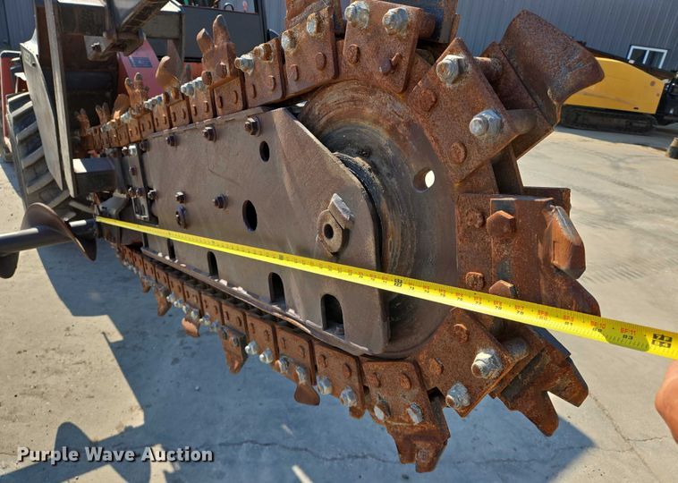 image for item EN8369 2004 Ditch Witch RT95 trencher