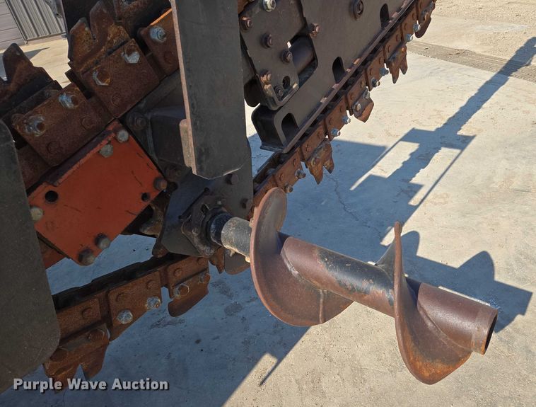image for item EN8369 2004 Ditch Witch RT95 trencher