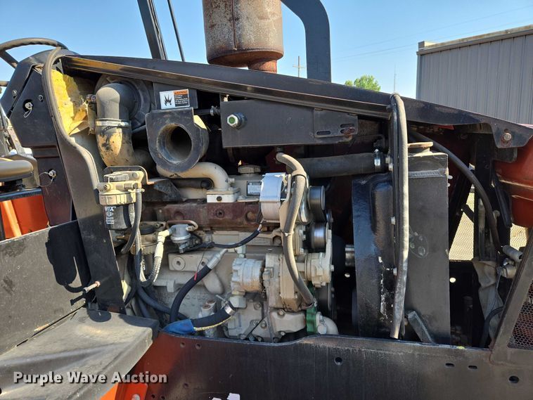 image for item EN8369 2004 Ditch Witch RT95 trencher