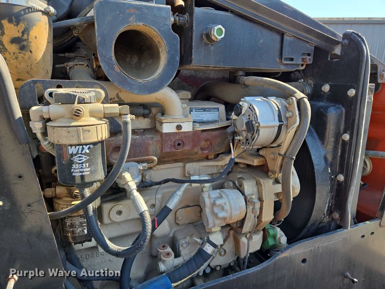 image for item EN8369 2004 Ditch Witch RT95 trencher