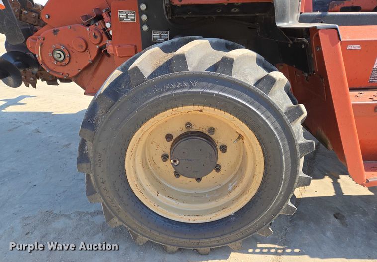 image for item EN8369 2004 Ditch Witch RT95 trencher