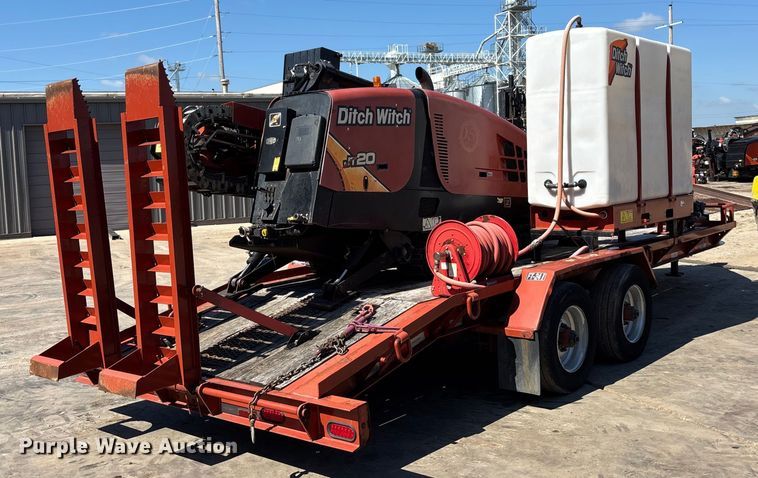image for item EN8370 2016 Ditch Witch JT20 directional boring unit