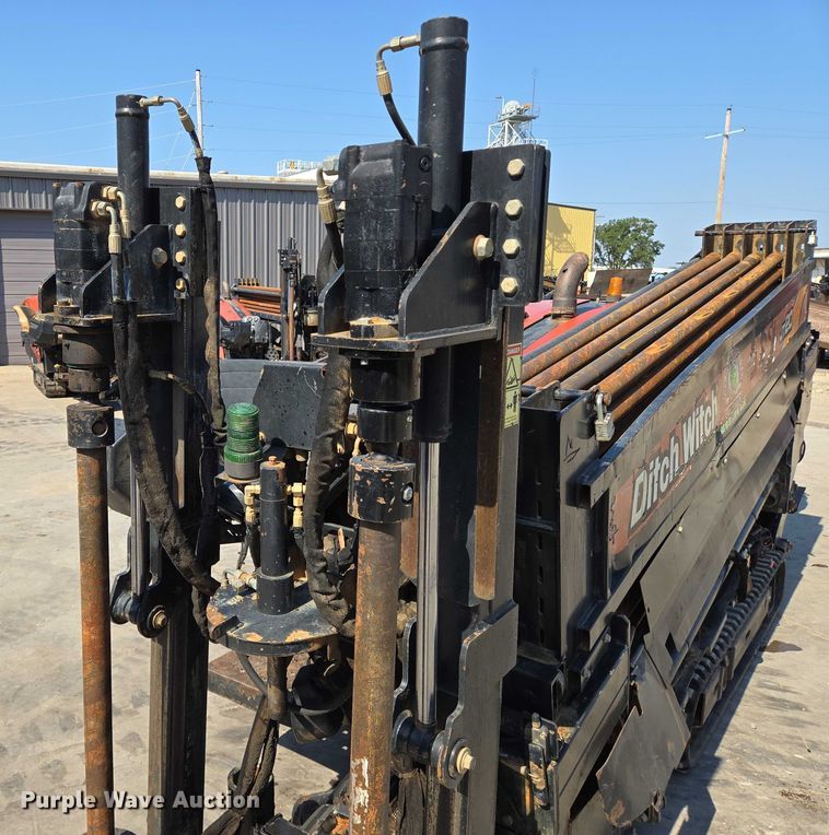 image for item EN8370 2016 Ditch Witch JT20 directional boring unit
