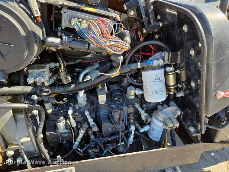 image for item EN8370 2016 Ditch Witch JT20 directional boring unit