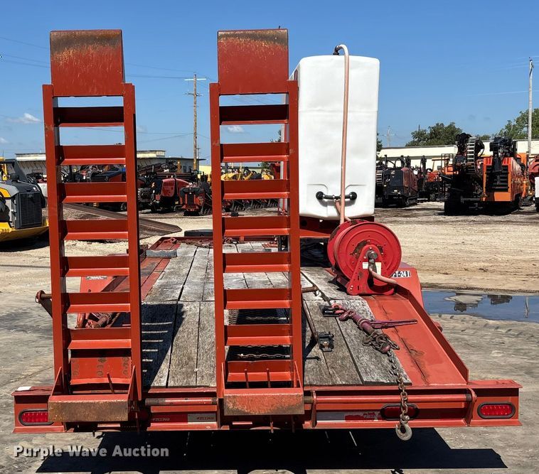 image for item EN8370 2016 Ditch Witch JT20 directional boring unit